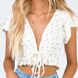 Princess Polly Olly Tie Front Floral Crop Top White Ruffle Blouse Size US 4 NWT